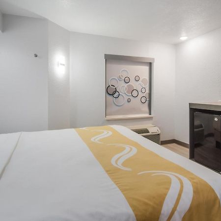 Quality Inn & Suites Richardson-Dallas מראה חיצוני תמונה